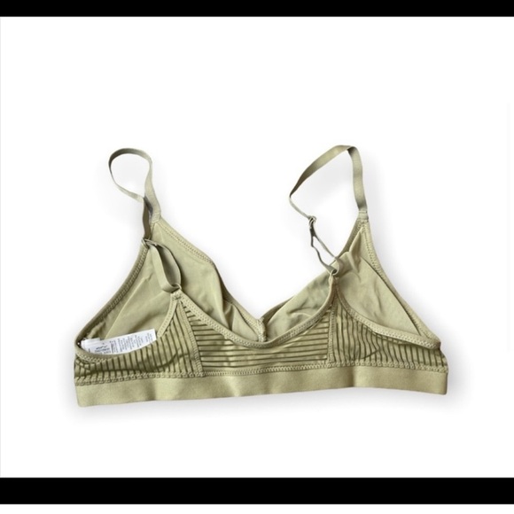 Aerie Triangle Bralette Size M NWT - Picture 2 of 3